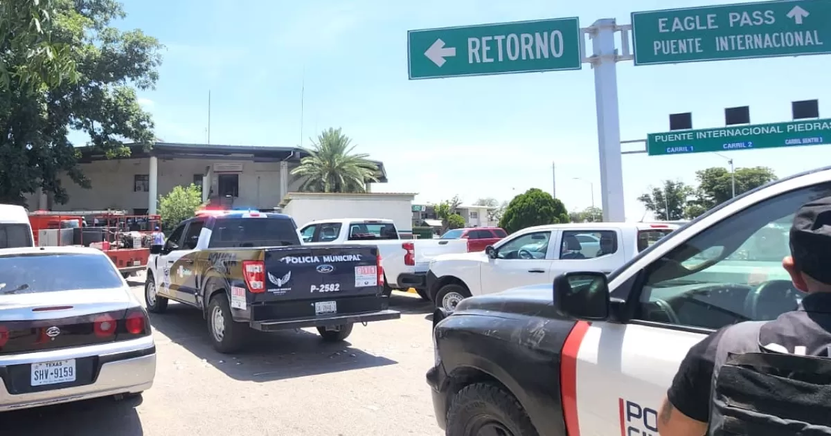 Moviliza a Bomberos alarma en el edificio de Migración