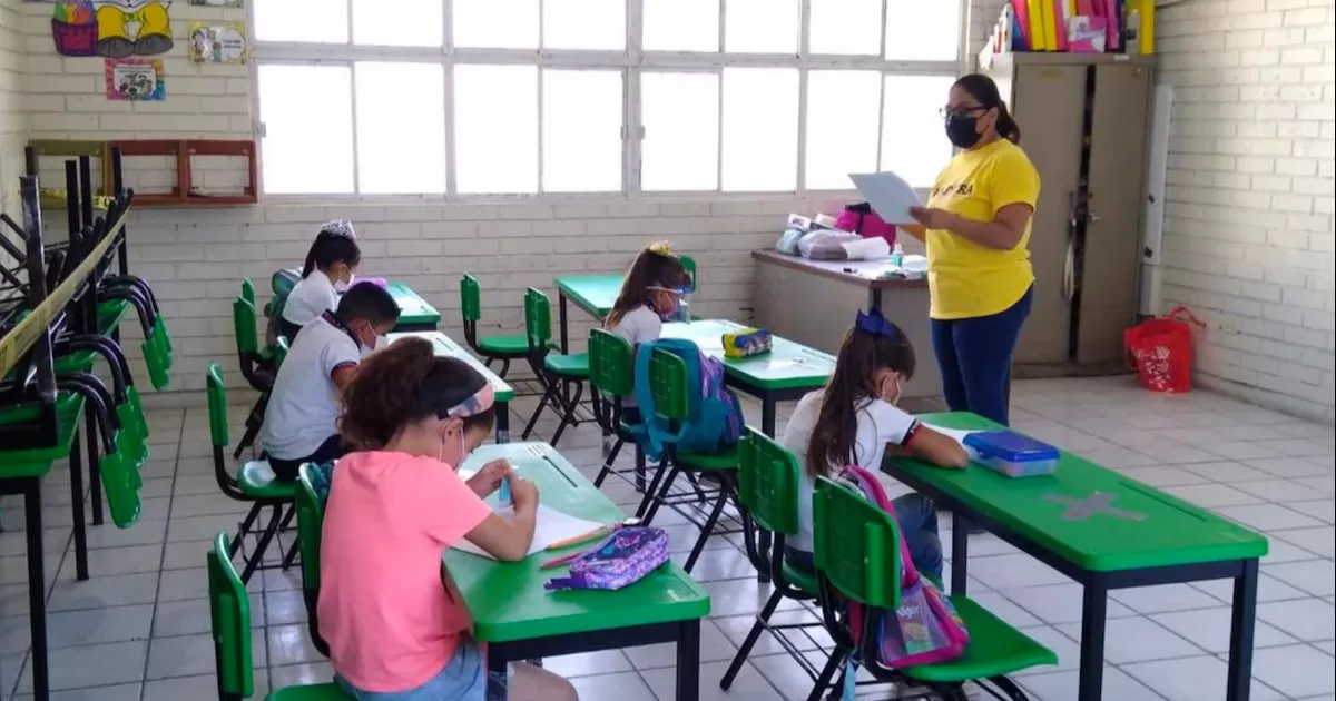 Turnos vespertinos son opciones para ubicar a alumnos extemporáneos