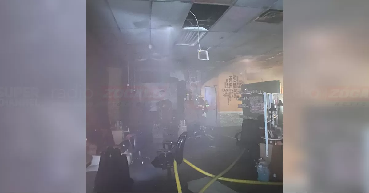Se incendia salón de manicura en el Mall de Las Águilas