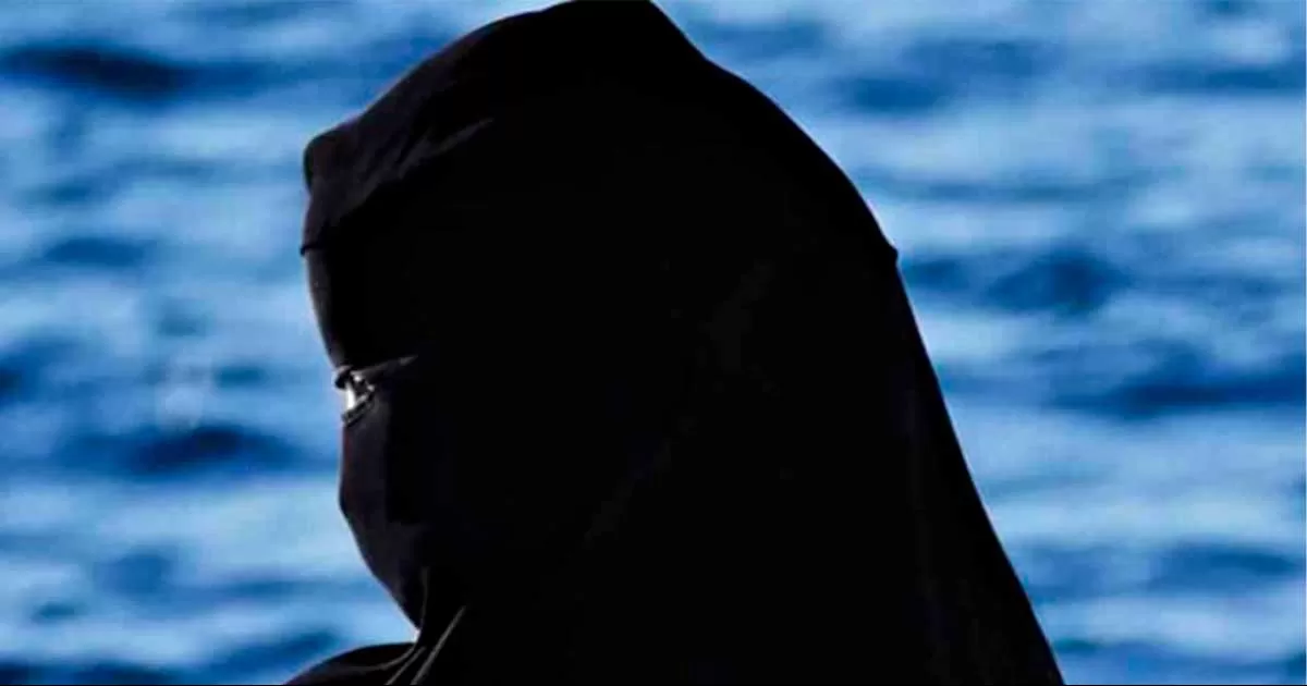 La actriz Afsané Bayeghan fue condenada a dos años de cárcel por no usar la hiyab.