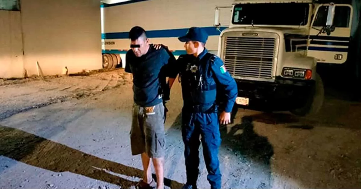 Policías municipales montaron un cerco perimetral en la zona y ubicaron el vehículo sobre la calle Sección 9.