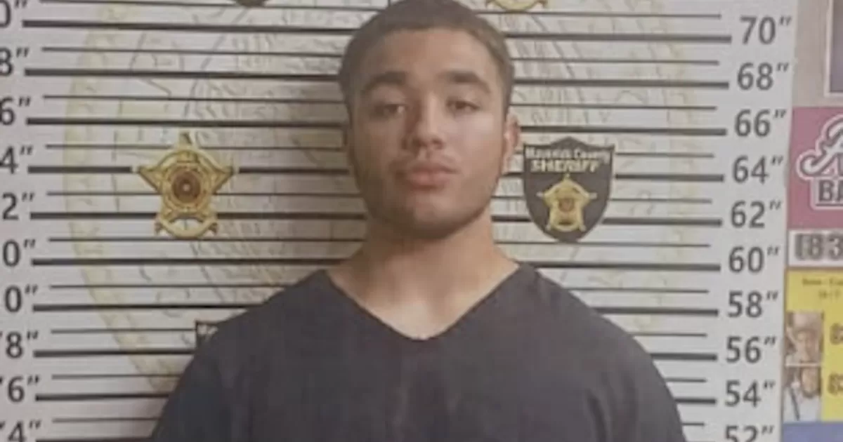 Novio le daña la nariz por negarse ir al gym en Eagle Pass