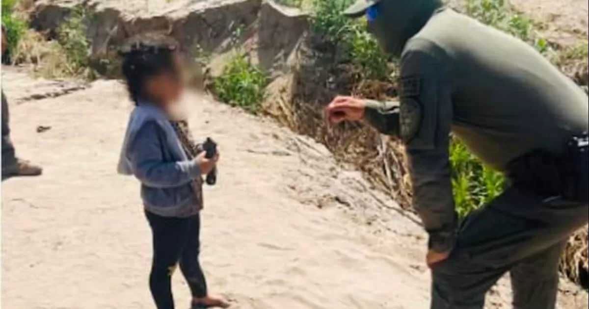 Buscaba reunirse con su madre pero ella murió en Estados Unidos hace 3 días