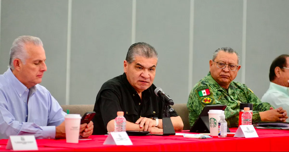 El gobernador realizó este reconocimiento durante la reunión del Subcomité Técnico Regional COVID-19 de La Laguna.