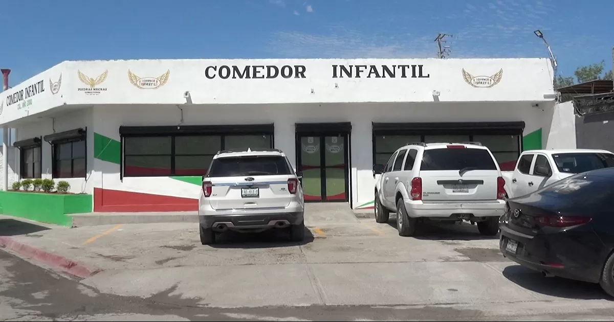 La funcionaria municipal invitó a todos aquellos padres interesados en este programa, a acudir a los comedores ya abiertos y llenar su formato para ver si sus hijos pueden ser beneficiario.