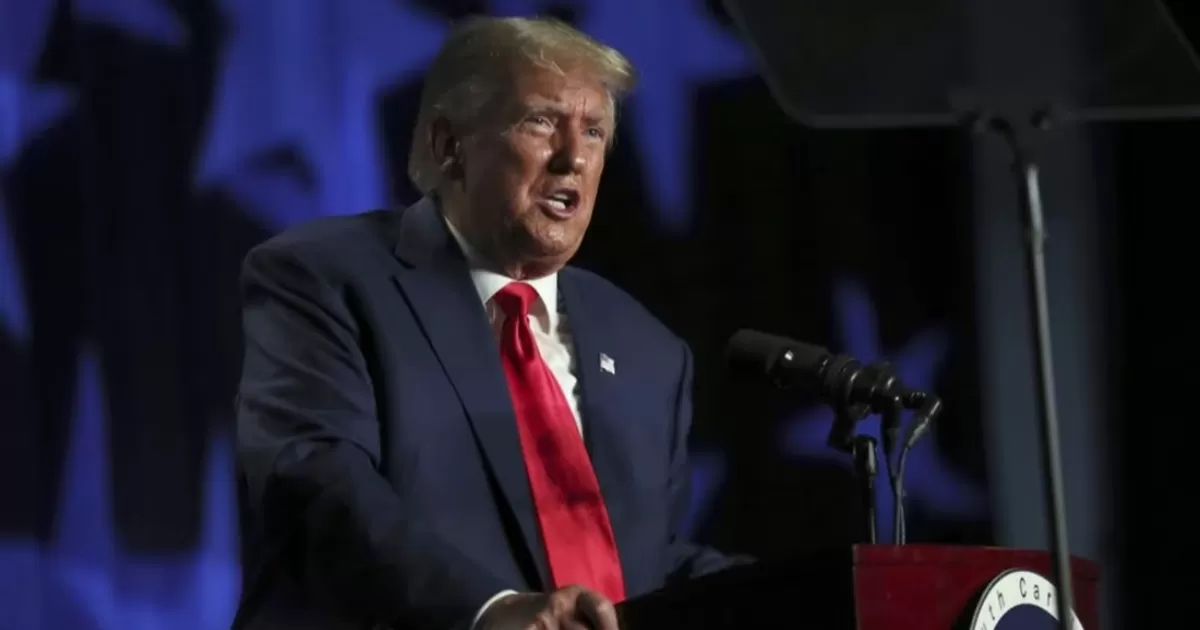 Abogados de Trump piden a jueza acotar normas sobre difusión de evidencias en caso sobre elecciones