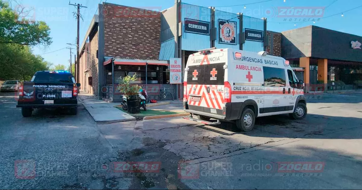 Hombre pierde el conocimiento tras salir de su trabajo en calles de la colonia Roma