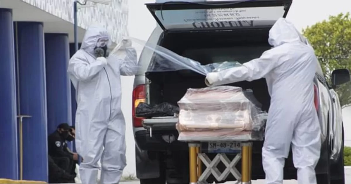 Lamentablemente, se presentaron dos defunciones, un hombre de 70 años en Monclova y otro varón de 89 años en San Buenaventura.