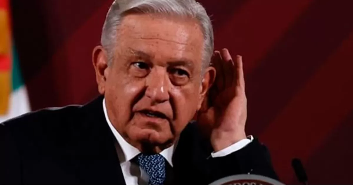 Colectivos de desaparecidos acusaron burla y falta de respeto de AMLO por contar chiste al ser cuestionado sobre asesinados en Jalisco.