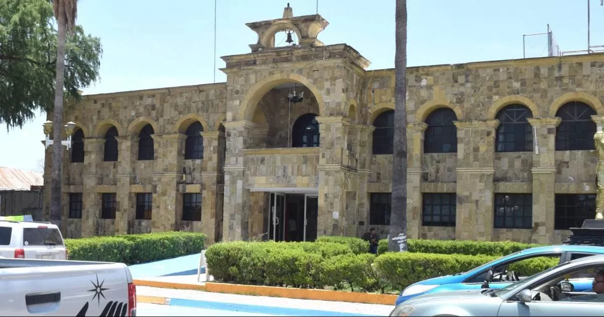 Pretende adquirir crédito pagadero a 20 años.