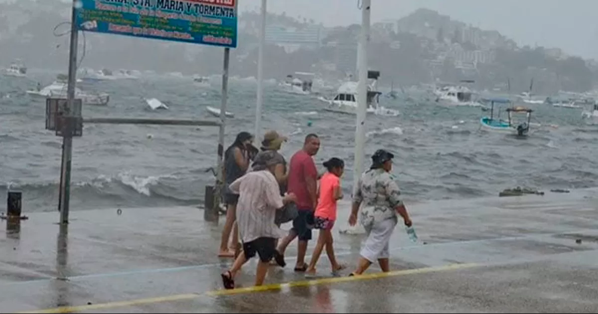 La Conagua alertó que existe monitoreo en zonas de Baja California Sur, pues se prevé que el huracán alcance las costas.