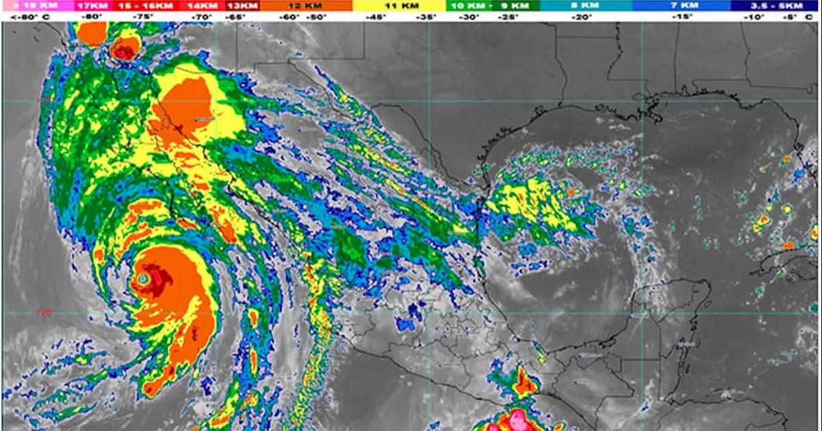 Se espera que en algunas horas toque tierra y después ingrese a California, Estados Unidos