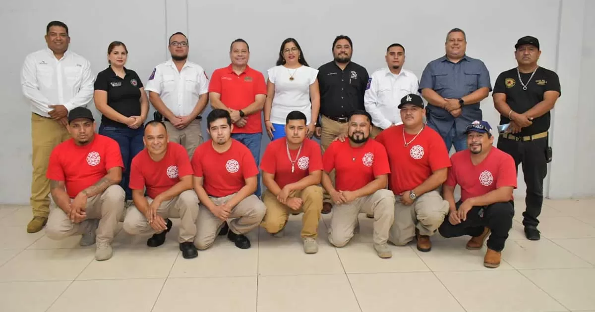 Reconocen labor del Cuerpo de Bomberos de Nava