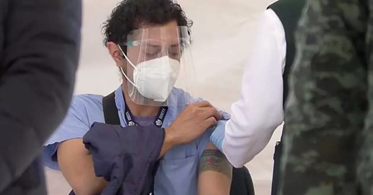 Mayoría de la población no tiene defensas para Covid; vacuna ya no hace efecto