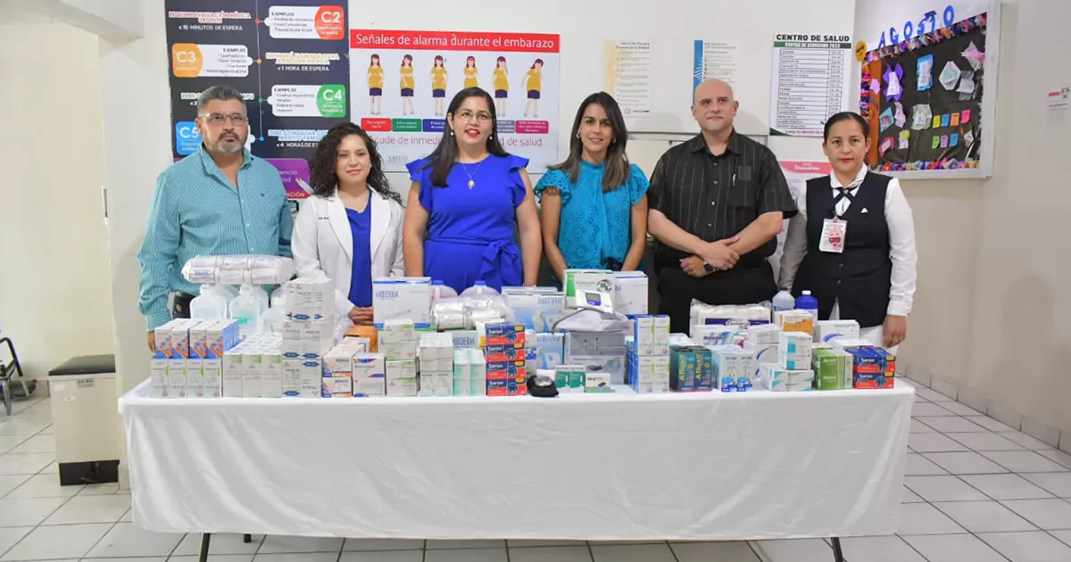 Entregan medicamento el Centro de Salud en Nava