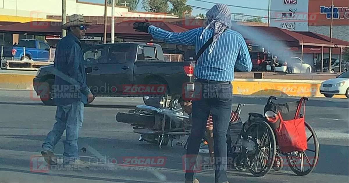 Atropella motociclista a hombre en silla de ruedas