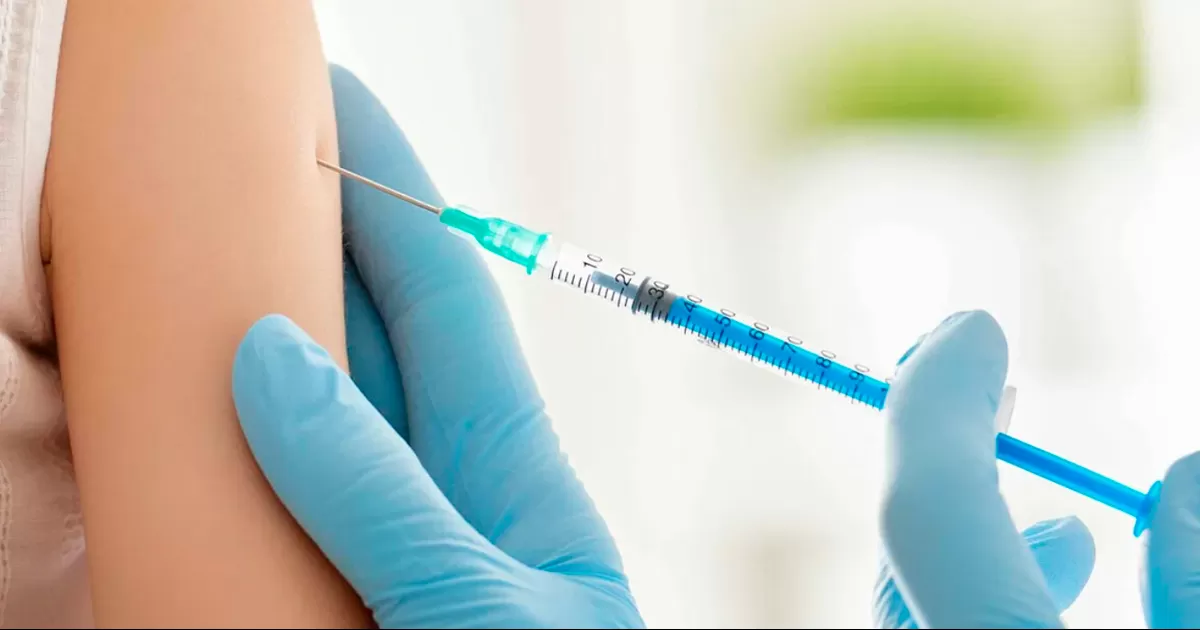 Las dosis se aplicarán a niñas de 5° y 6° de primaria, así como de 1° de secundaria.