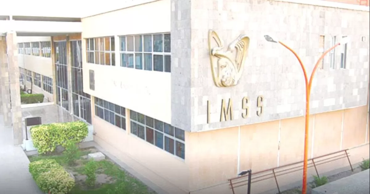 Roban automóvil nuevo a una empleada del IMSS