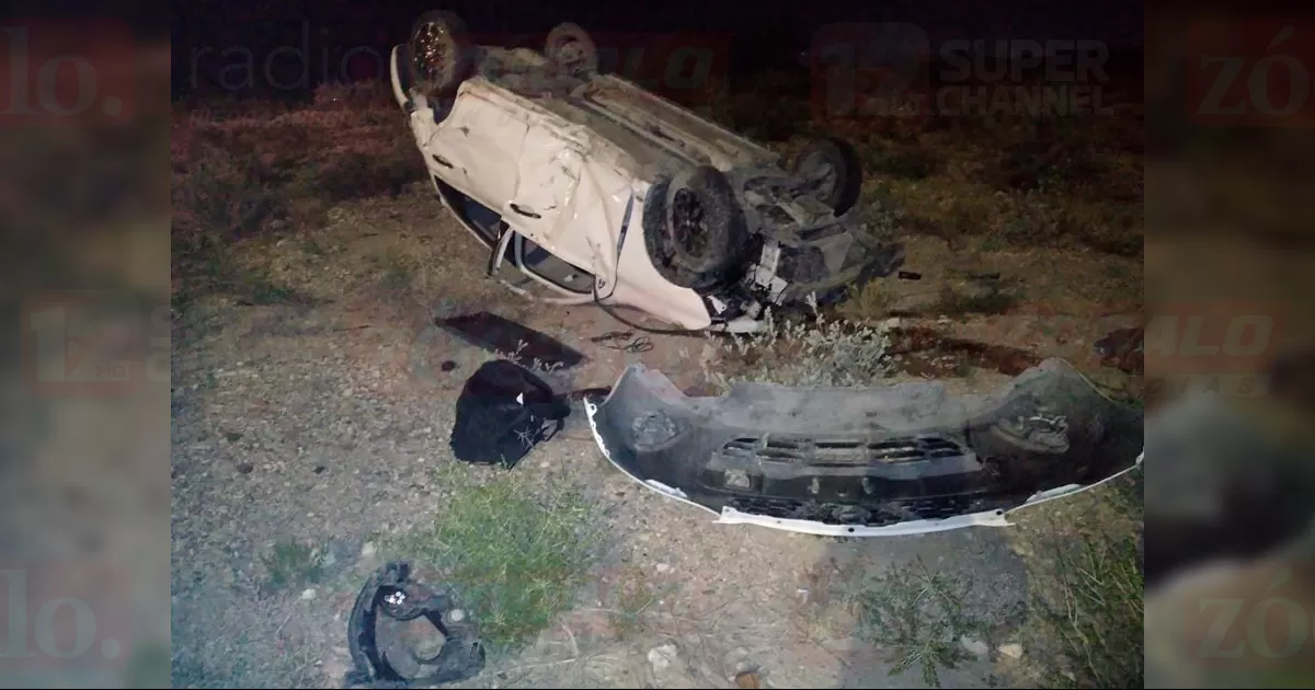 Pierde el control y sufre volcadura en República