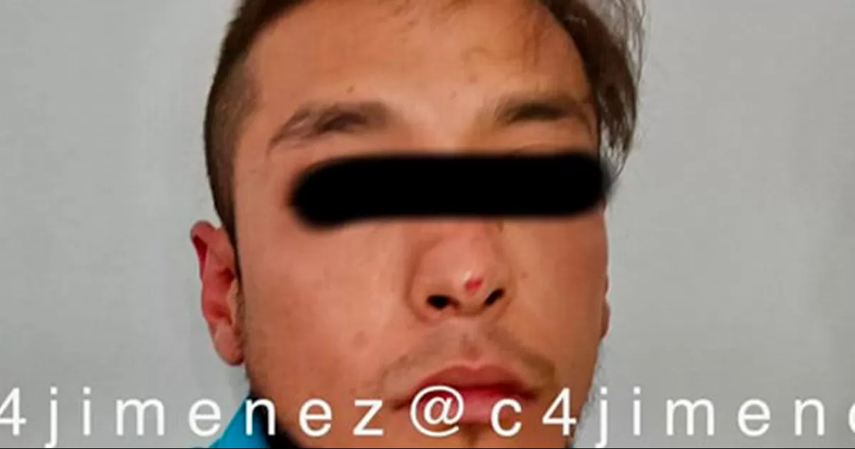 El cadáver estaba sobre su cama atada de manos y pies, así como envuelto en una sábana.