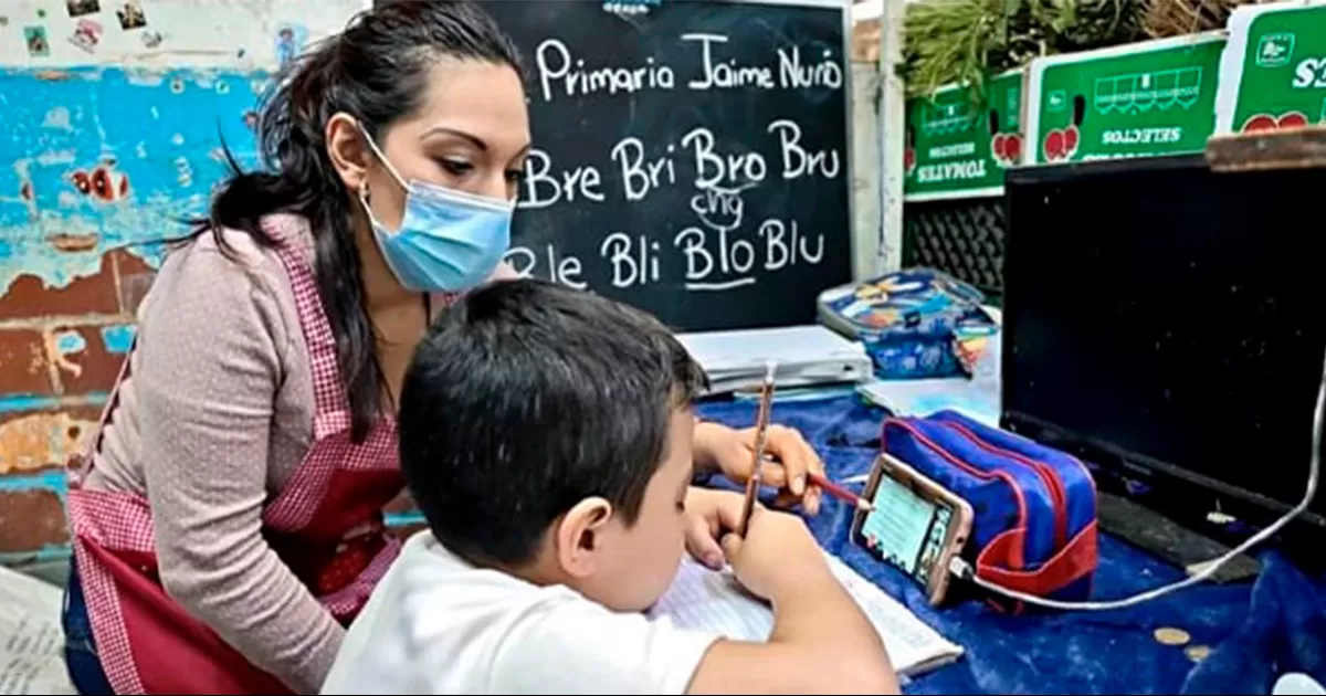 Expertos reprochaban que pese los preocupantes resultados de Mejoredu sobre rezago escolar no sean contemplados por la SEP.