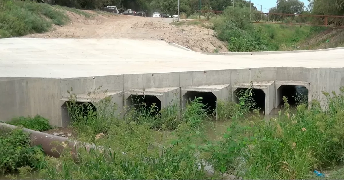 Municipio alista entrega de puente vado en arroyo El Soldado de la colonia Santa María