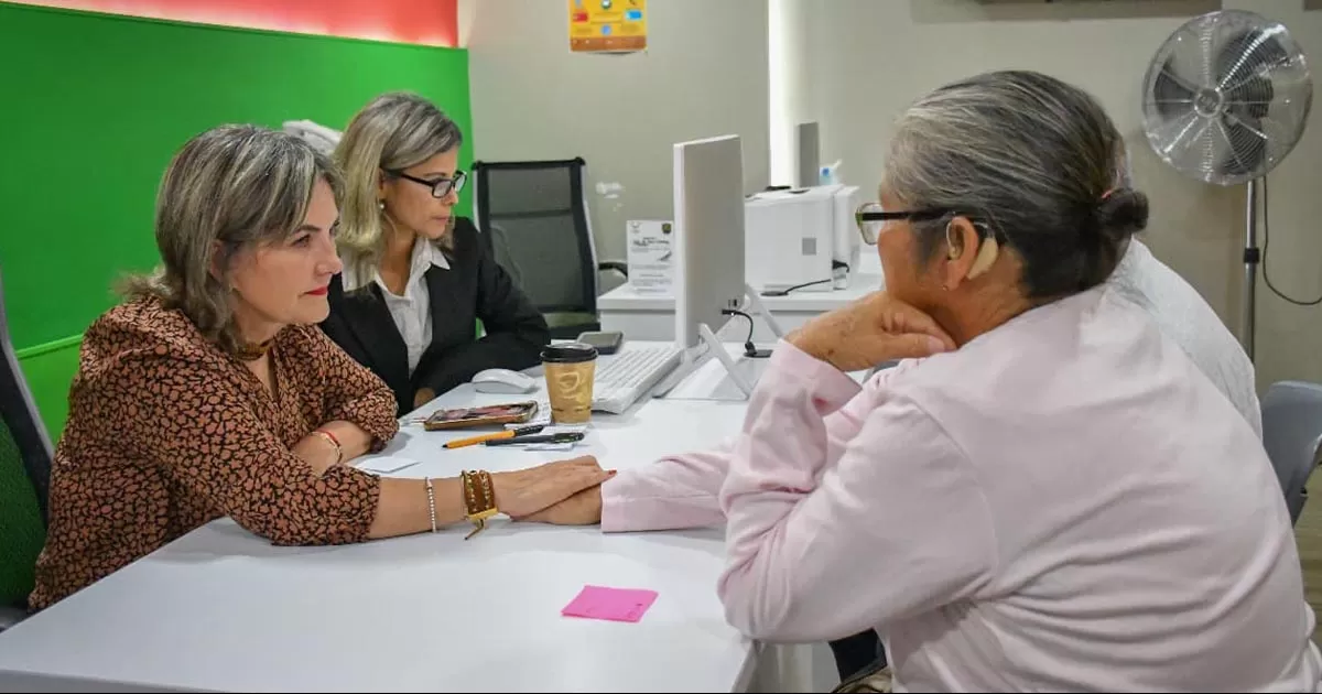 La alcaldesa Norma Lucille Treviño Galindo, agregó que las audiencias son un ejercicio muy honesto de comunicación entre la gente y la administración.