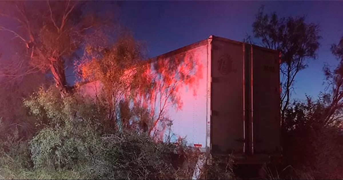 Sufre accidente tráiler en la carretera Acuña-Zaragoza