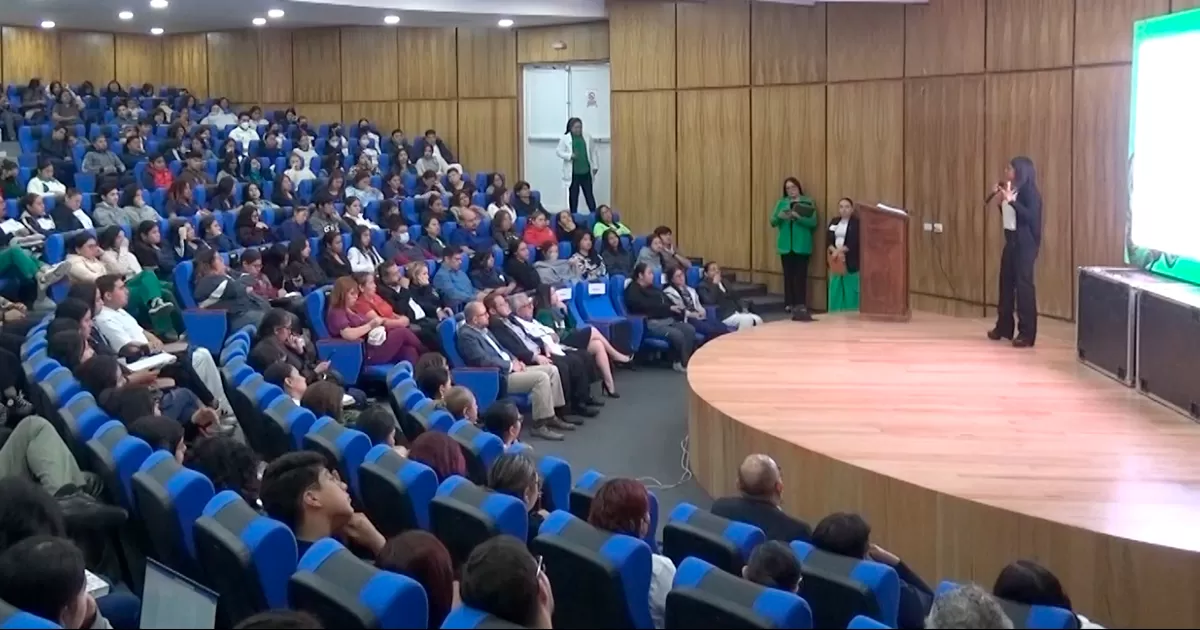 Realizan primera Jornada de Salud Mental “Un panorama desde el ciclo vital”