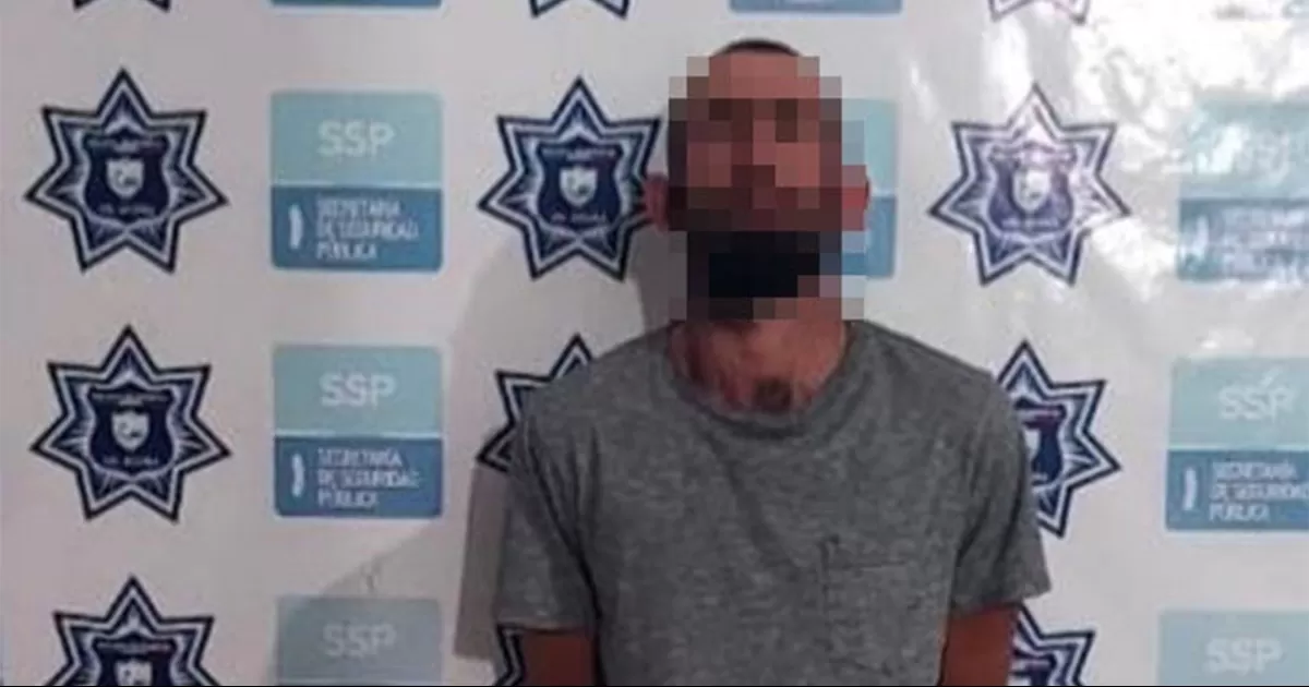 El discapacitado se encontraba en su silla de ruedas cuando el responsable comenzó a insultarlo y golpearlo hasta derribarlo al piso