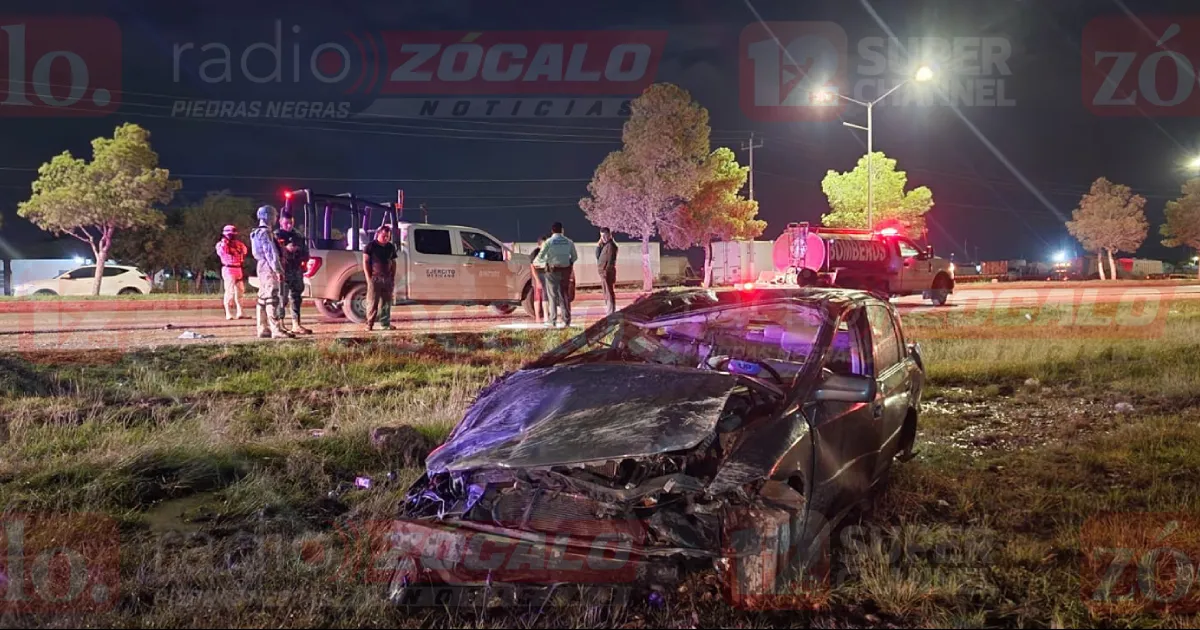 Vuelca automóvil al conducir en aparente estado de ebriedad