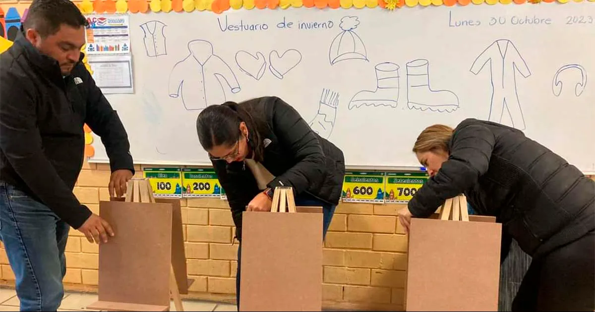 Con la finalidad de que  los estudiantes se preparen académicamente y puedan enfrentar con mayor éxito los retos en su futuro.
