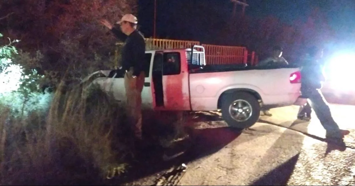 Choque por alcance por alcance dejó cuantiosos daños materiales a la altura de la entrada de Carbón II