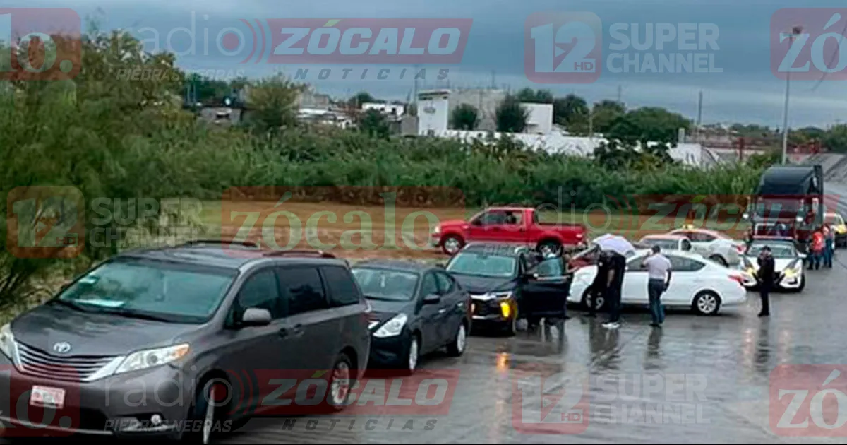 Los vehículos involucrados fueron un tractocamión, un Nissan Versa, una Chevrolet Tracker, un Mazda 3, Ford F150, así como otro Nissan Versa propiedad de una empresa de seguridad privada.