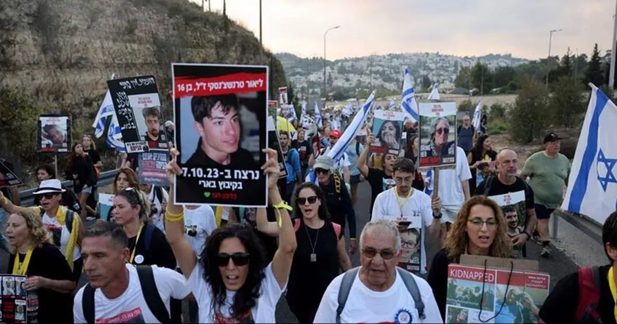 Ha llamado en varias ocasiones a la liberación de los rehenes y ha solicitado crear corredores humanitarios para ayudar a la población de Gaza