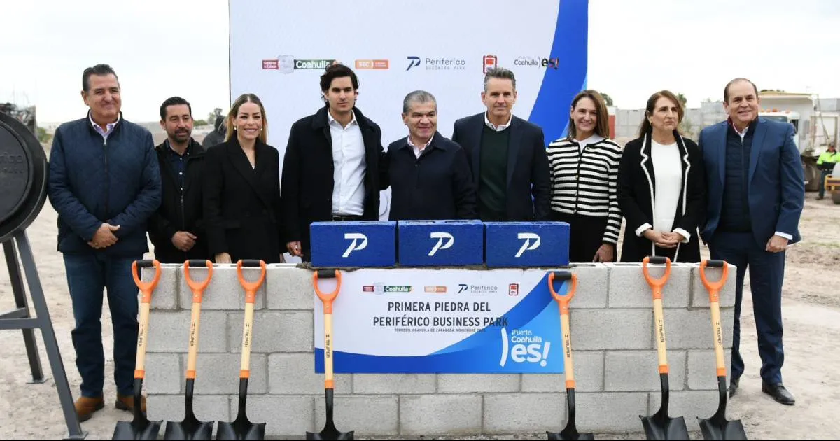 Coloca gobernador Miguel Riquelme primera piedra de Periférico Business Park en Torreón
