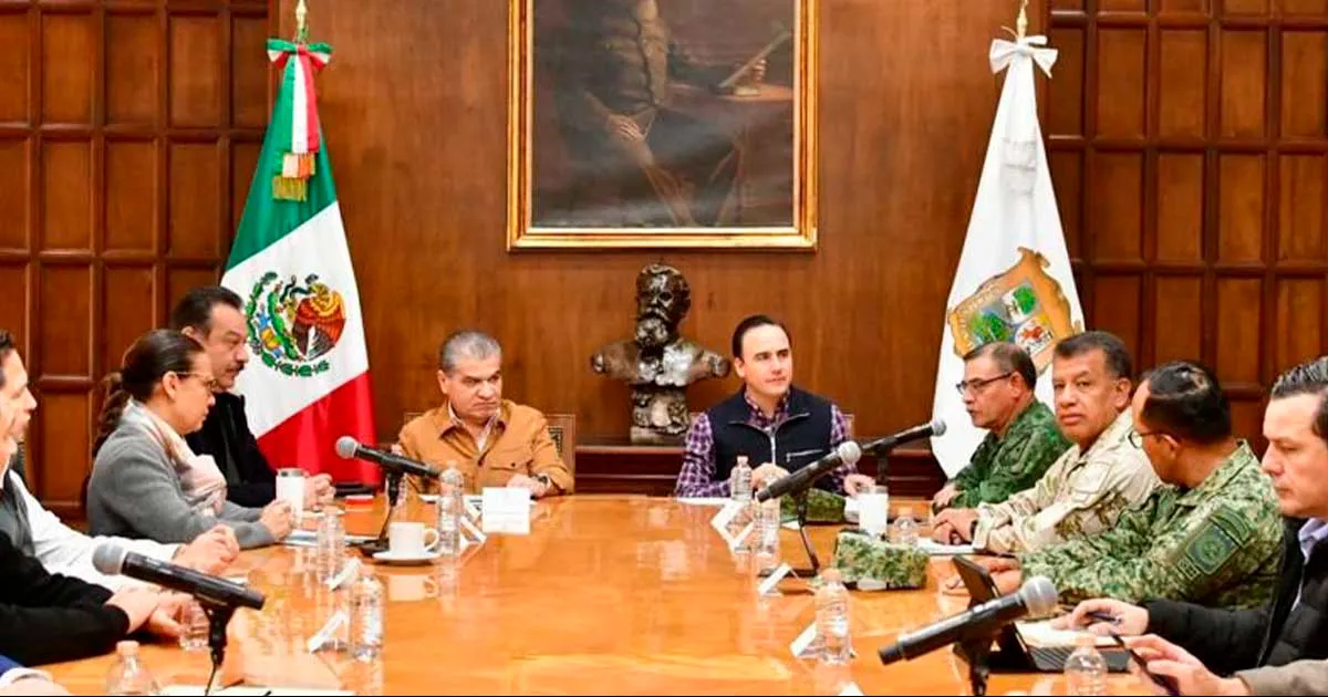 Se reúnen Miguel Riquelme y Manolo Jiménez con mandos militares y titulares de instituciones de Seguridad de la entidad.