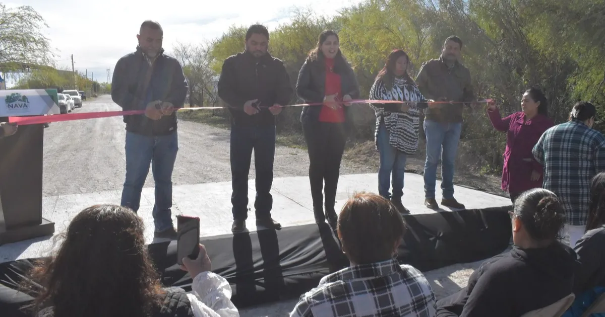 Habitantes de la colonia Nueva Sauceda y sus alrededores se vieron beneficiados con la obra, pues no tendrán problemas de focos de contaminación que generan las aguas residuales por un drenaje viejo