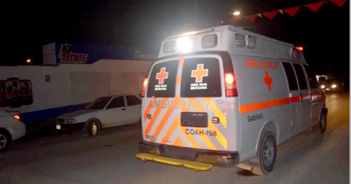 Mujer da a luz en vía pública en Sabinas