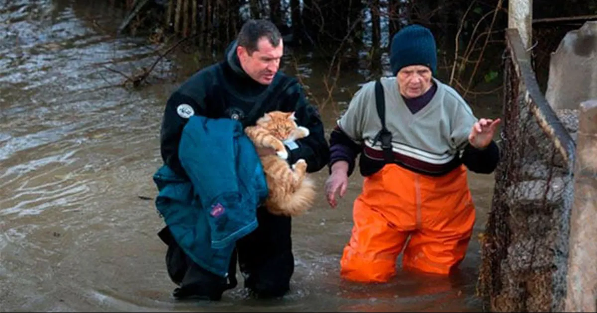 ‘Hemos vivido un verdadero Armagedon: los habitantes no recuerdan haber visto vientos y olas tan potentes’, declararon las autoridades.