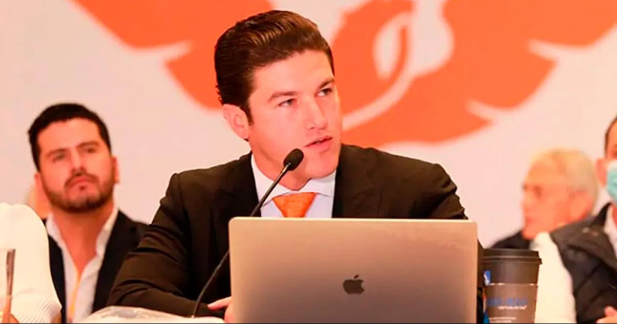 Samuel García confirmó que decidió no participar en la contienda electoral y no hará efectiva su licencia para ausentarse de la gubernatura de Nuevo León.