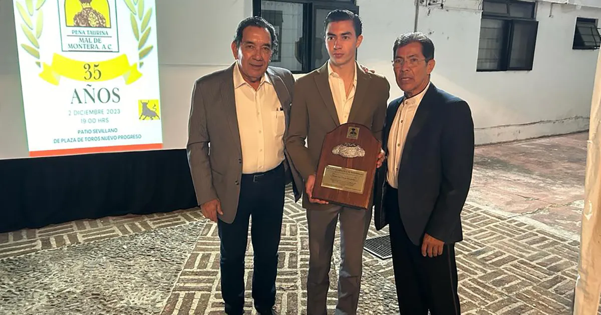 Bruno Aloi premiado por la Peña “Mal de Montera” de Guadalajara