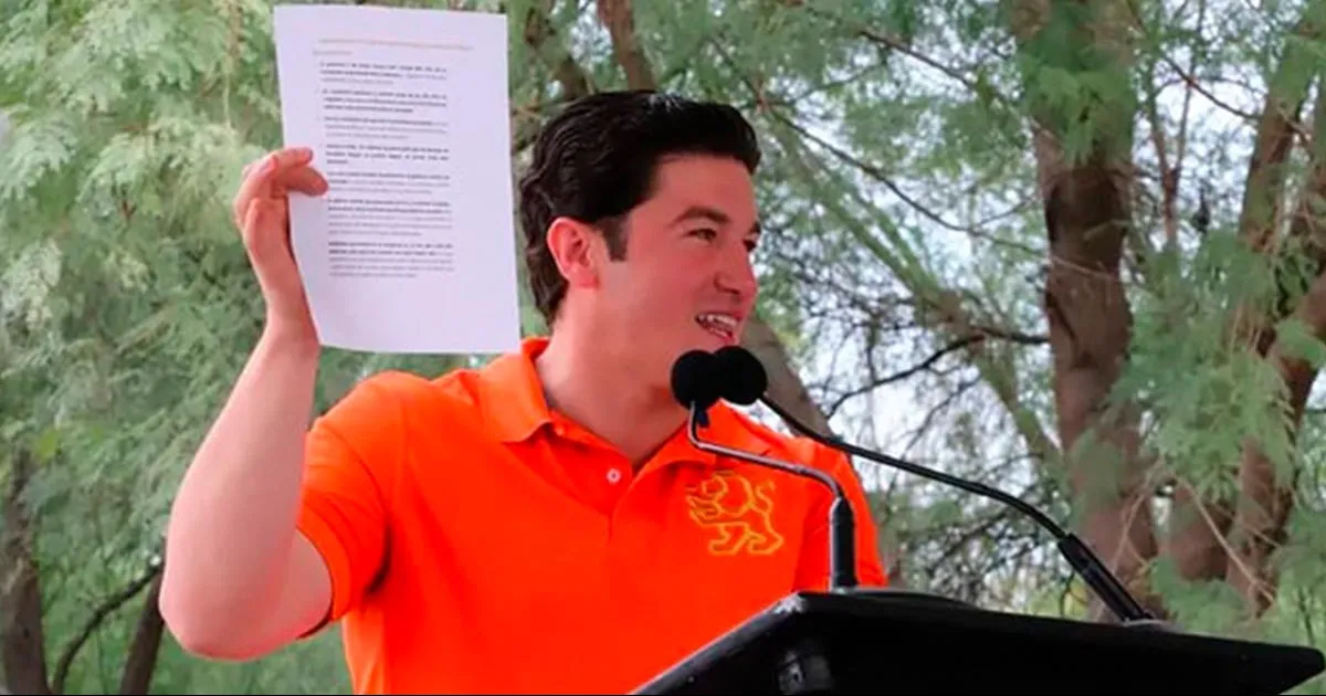 ’Condicionaron 11 puntos a cambio de que yo realizara la precampaña≈. El Congreso de NL sesiona hoy para definir quién queda en el Ejecutivo.