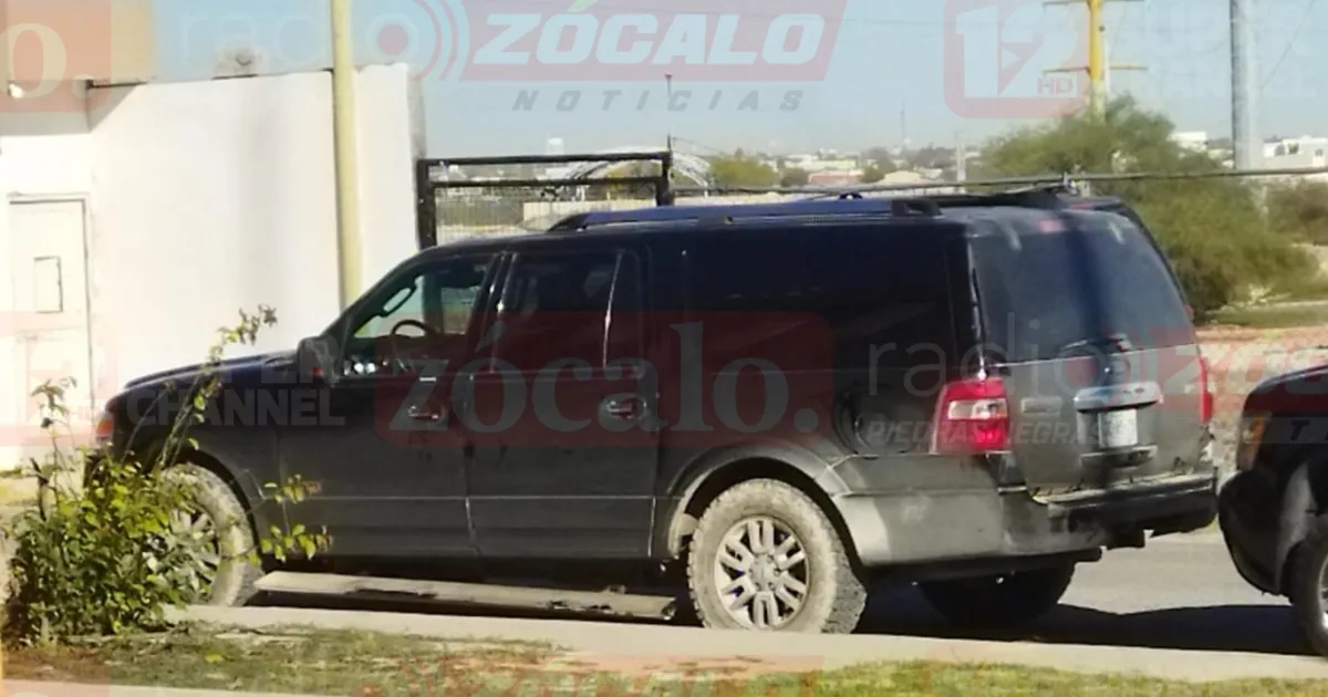 Persigue Ejército a pollero en la Ribereña; escapa y deja abandonados 15 haitianos