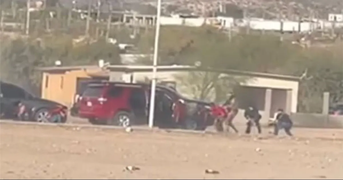 Se enfrentan militares y GN contra hombres armados en Sonoyta, Sonora