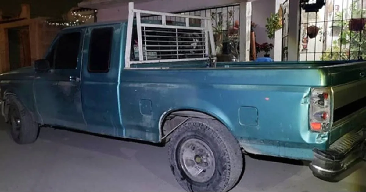 Detienen a un conductor al protagonizar choque en calles de Acuña