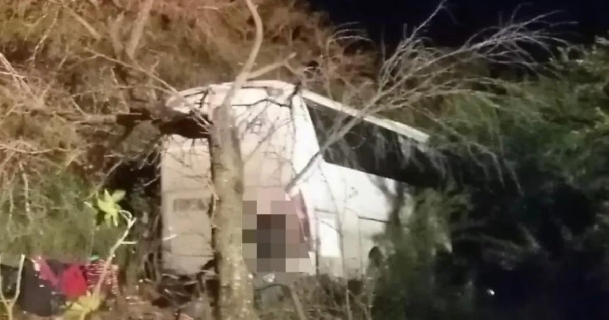 Vuelca autobús con 30 pasajeros en Tamaulipas; reportan algunos lesionados