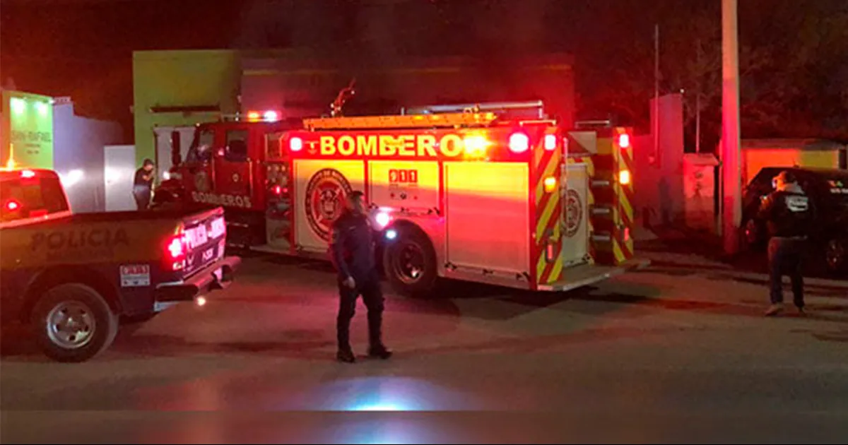 Indagan causas de incendio en tienda herbolaria