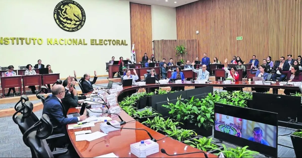 INE aprueba tres sedes para debates presidenciales; serán obligatorios para candidatos