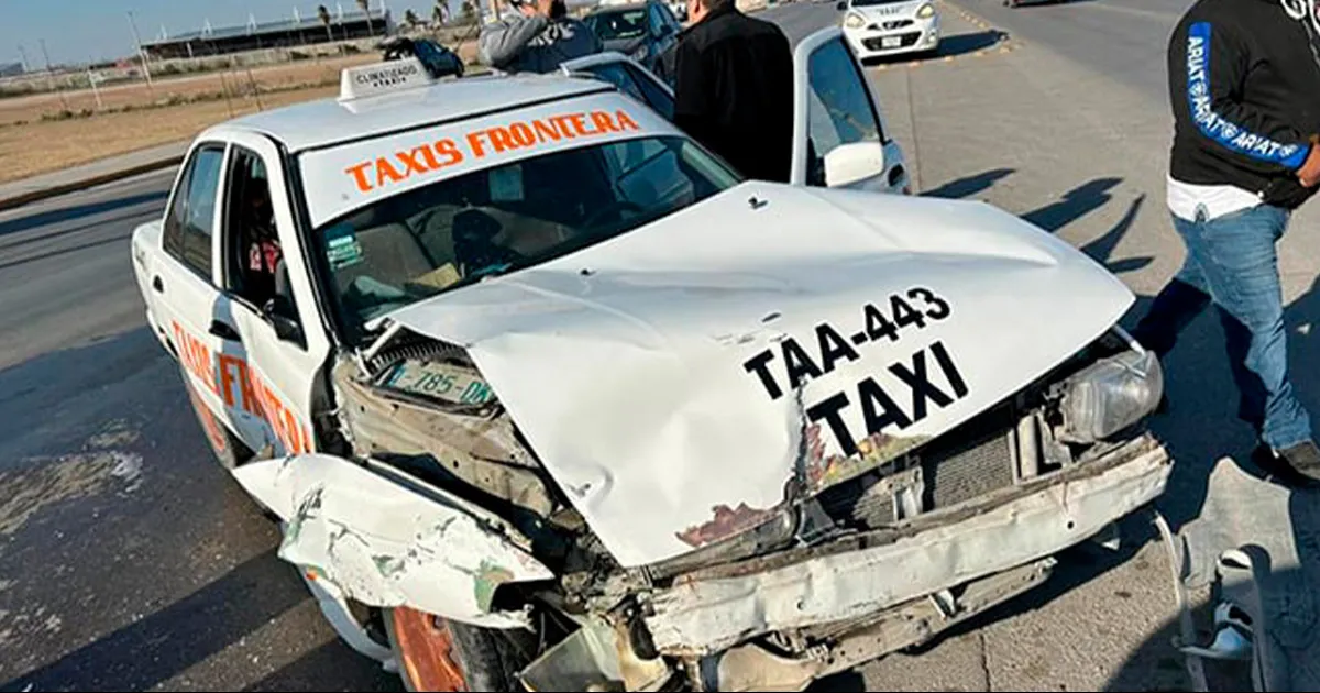 Al lugar arribó una ambulancia de la Cruz Roja para realizar el traslado.